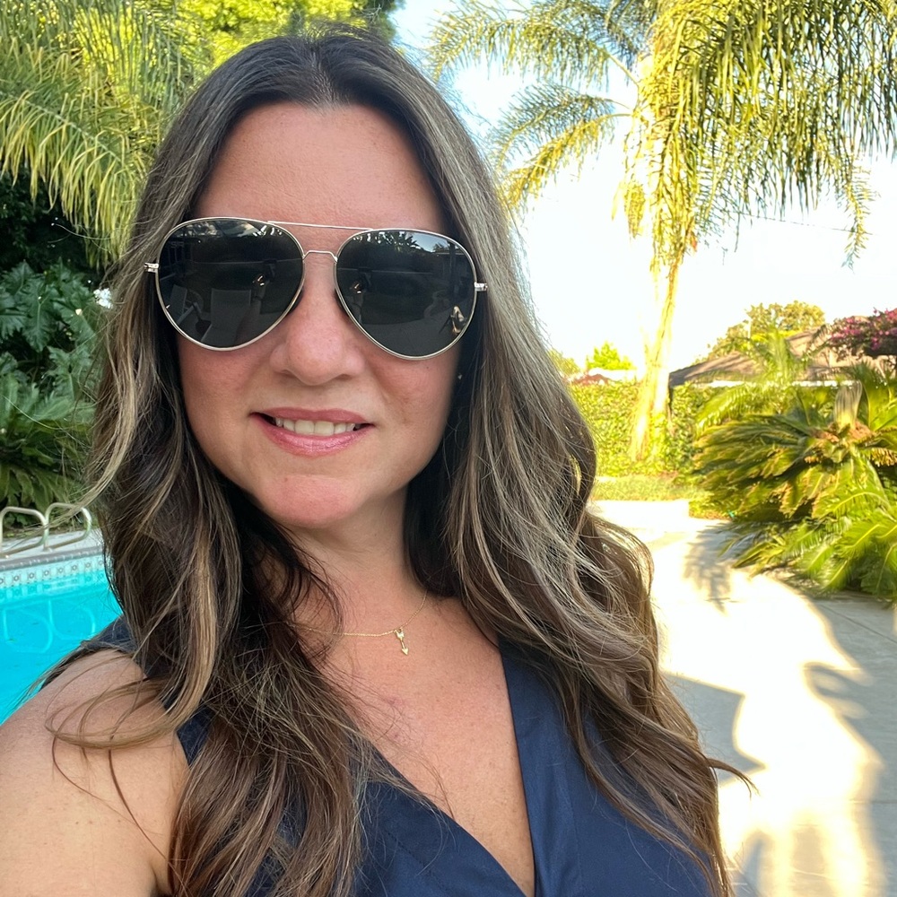 Meet your Posher, Danielle